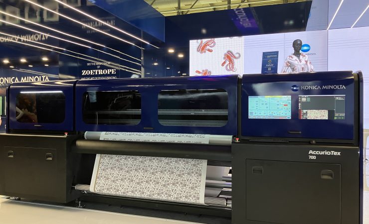 Konica Minolta to launch first dye sublimation printer