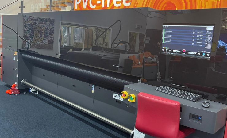 CMYUK unveils latest Vutek