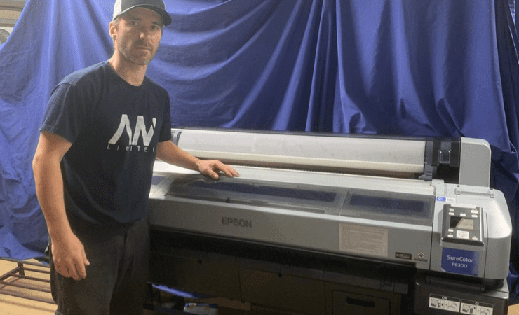 TF Signs installs Epson dye-sub printer for sportswear production