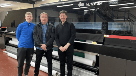 CoverUp Ireland installs EFI Vutek Q5r from CMYUK