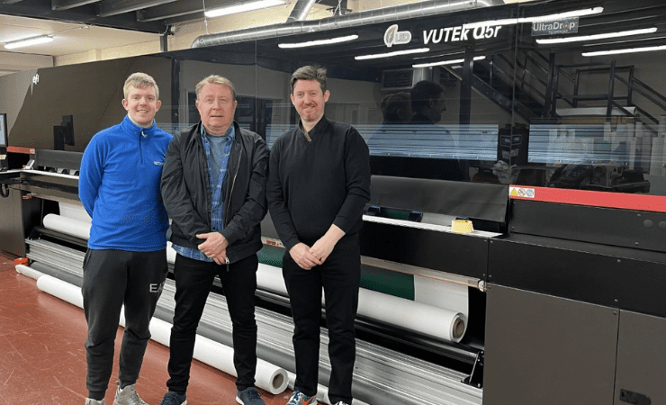 CoverUp Ireland installs EFI Vutek Q5r from CMYUK